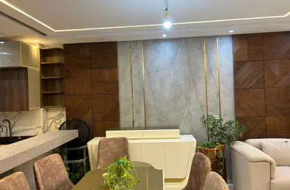 شقة - 3 غرف نوم - 2 حمامات للبيع في السياحية 1 - حدائق اكتوبر - مدينة 6 أكتوبر - الجيزة