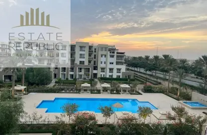 Apartment - 2 Bedrooms - 2 Bathrooms for sale in The Fourteen Golf Residences - Uptown Cairo - Mokattam - Cairo