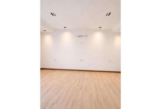 8631992 - Property Image 3