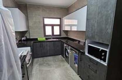 Apartment - 2 Bedrooms - 2 Bathrooms for rent in Fifth Square - The 5th Settlement - New Cairo City - Cairo