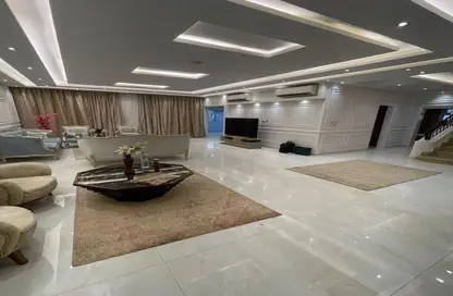 Villa - 3 Bedrooms - 3 Bathrooms for sale in Tawny Hyde Park - 6 October Compounds - 6 October City - Giza