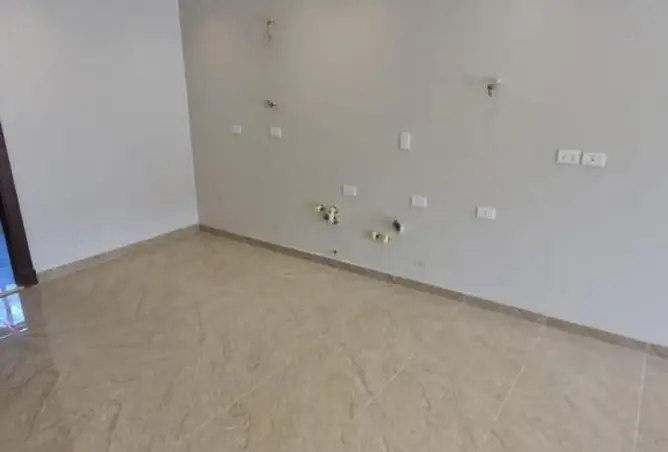 112701864 - Property Image 2