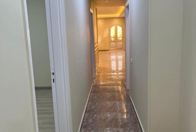 8615042 - Property Image 3