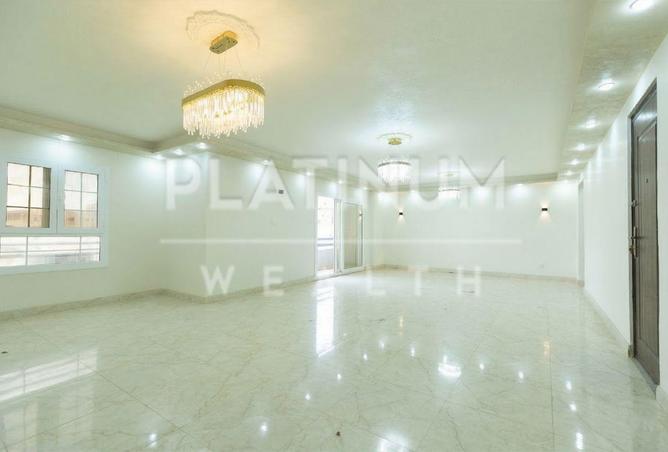 83683034 - Property Main Image