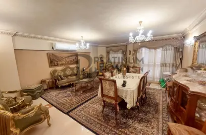 شقة - 3 غرف نوم - 2 حمامات للبيع في شارع كمال الدين صلاح - سموحة - حي شرق - الاسكندرية