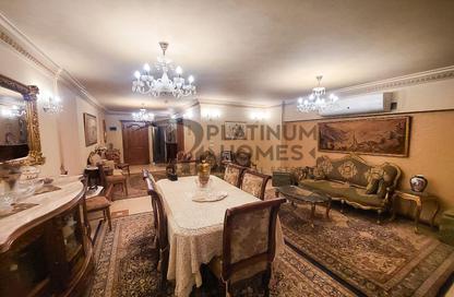 Apartment - 3 Bedrooms - 2 Bathrooms for sale in Kamal Eldin Salah St. - Smouha - Hay Sharq - Alexandria