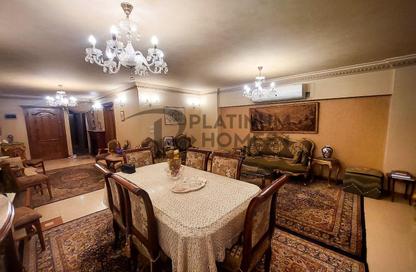 Apartment - 3 Bedrooms - 2 Bathrooms for sale in Kamal Eldin Salah St. - Smouha - Hay Sharq - Alexandria