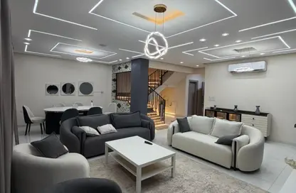 دوبلكس - 4 غرف نوم - 4 حمامات للايجار في باتيو الزهراء - كمبوندات الشيخ زايد - الشيخ زايد - الجيزة