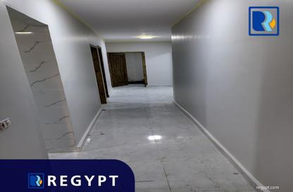 مساحات مكتبية - استوديو - 2 حمامات للايجار في شارع 107 - حدائق المعادي - حي المعادي - القاهرة
