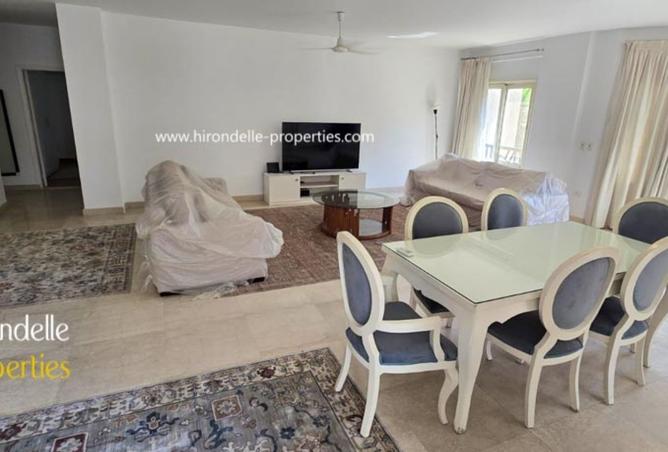 101498439 - Property Image 3