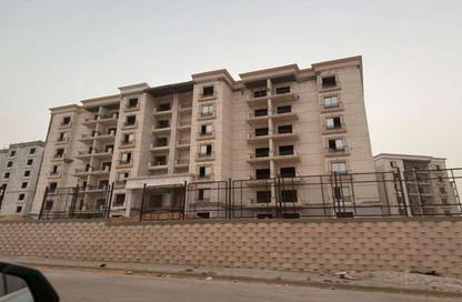Apartment - 3 Bedrooms - 3 Bathrooms for sale in Swan Lake Residence - 5th Settlement Compounds - The 5th Settlement - New Cairo City - Cairo