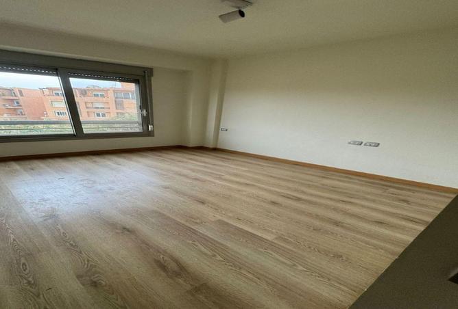 64390402 - Property Image 2