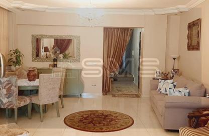 Apartment - 2 Bedrooms - 1 Bathroom for sale in Street 70 - District 1 - The 5th Settlement - New Cairo City - Cairo