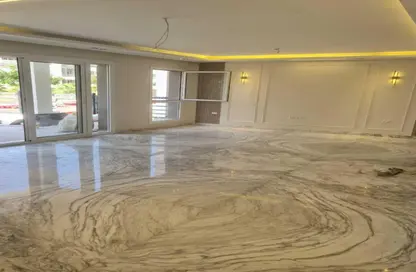 Duplex - 4 Bedrooms - 3 Bathrooms for rent in Hyde Park - New Cairo City - Cairo