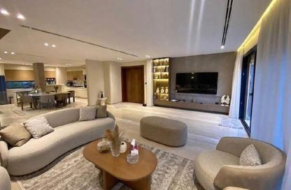 Apartment - 4 - 4 for sale in October Plaza - 6 October Compounds - 6 October City - Giza
