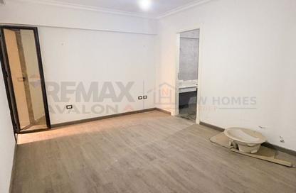 Apartment - 3 Bedrooms - 2 Bathrooms for sale in Smouha - Hay Sharq - Alexandria Apartment - 3 Bedrooms - 2 Bathrooms for sale in Smouha - Hay Sharq - Alexandria