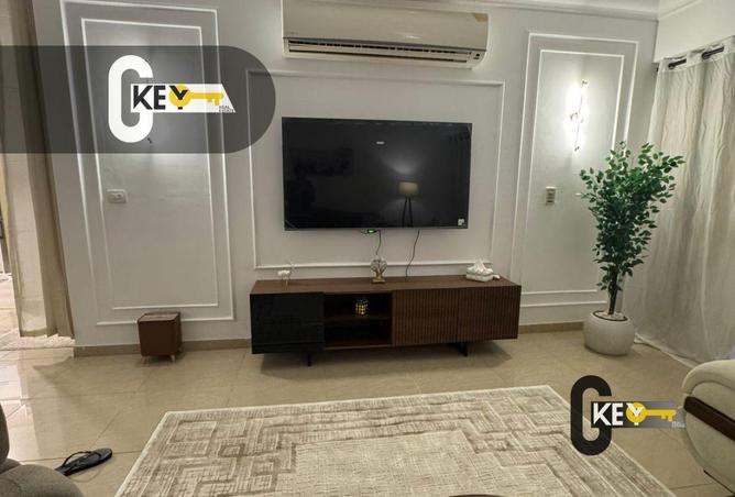 69838669 - Property Image 3