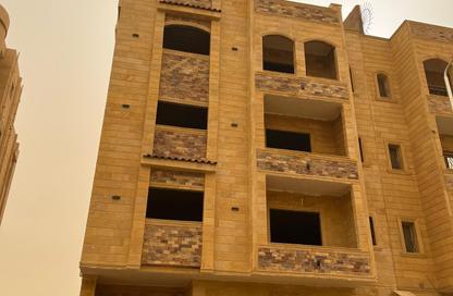 Apartment - 3 Bedrooms - 1 Bathroom for sale in Mohamed Naguib Axis - Abou El Houl - New Cairo City - Cairo