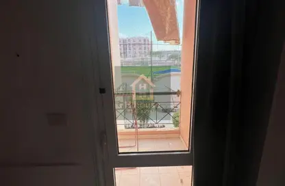 شقة - 3 غرف نوم - 2 حمامات للبيع في شارع طه حسين - الرحاب المرحلة الأولى - الرحاب - مدينة القاهرة الجديدة - القاهرة