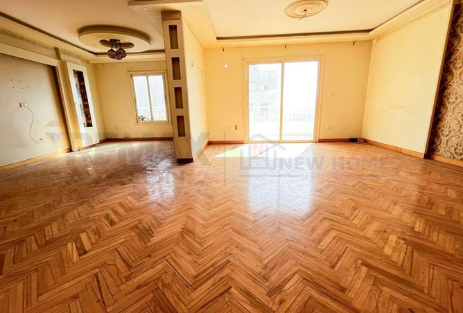 8516030 - Property Image 2