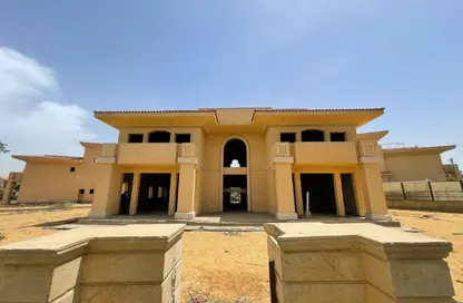 فيلا - 6 غرف نوم - 6 حمامات للبيع في پريڤادو - مدينتي - القاهرة