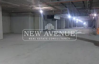 Retail - Studio - 1 Bathroom for rent in Lake View Residence - 5th Settlement Compounds - The 5th Settlement - New Cairo City - Cairo