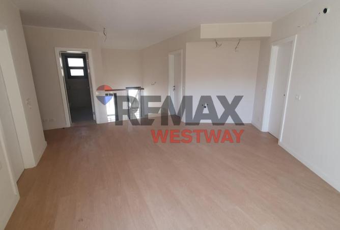 85046105 - Property Image 3