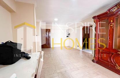 Apartment - 2 Bedrooms - 1 Bathroom for sale in Bolkly - Hay Sharq - Alexandria