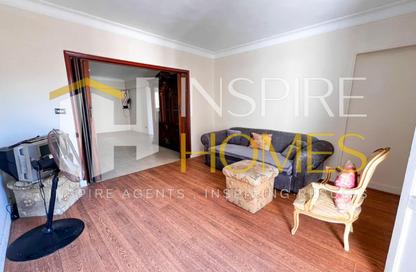Apartment - 2 Bedrooms - 1 Bathroom for sale in Bolkly - Hay Sharq - Alexandria