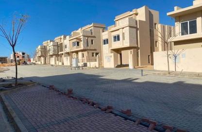 Townhouse - 4 - 4 for sale in Tawny Hyde Park - 6 October Compounds - 6 October City - Giza