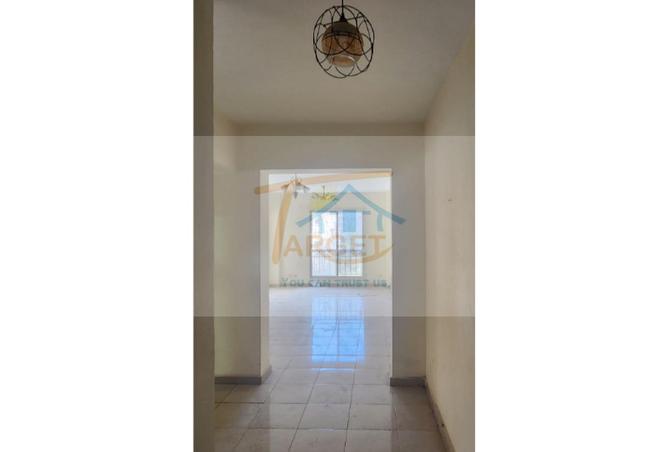 70107927 - Property Image 2