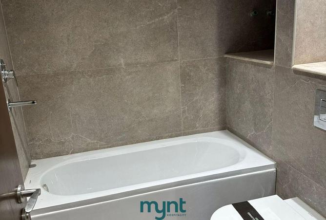 8593890 - Property Image 2