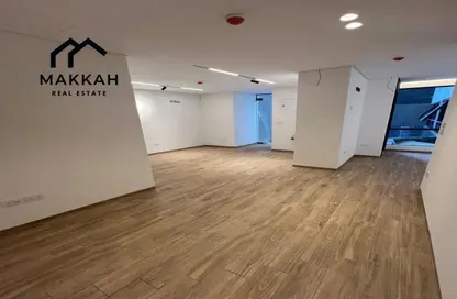 Office Space - 2 Bedrooms - 1 Bathroom for rent in Salah Salem St. - Roxy - Heliopolis - Masr El Gedida - Cairo