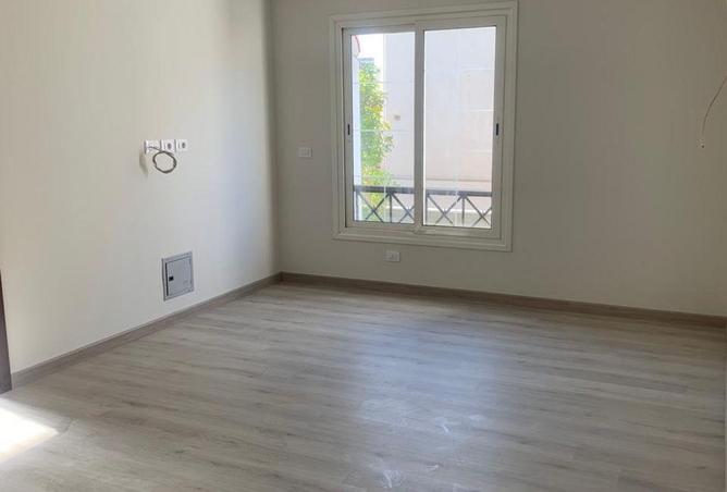 52453700 - Property Main Image