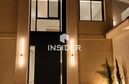فيلا - 5 - 7+ للبيع في سوان ليك قطامية - التجمع الاول - مدينة القاهرة الجديدة - القاهرة