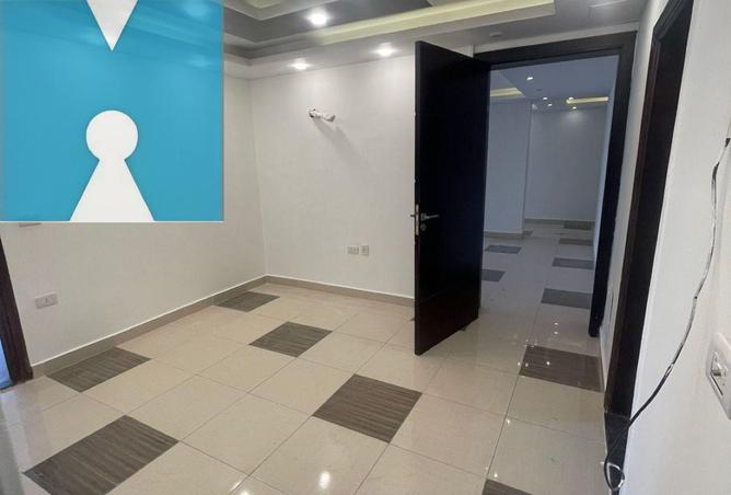 73776617 - Property Image 3