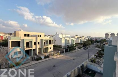 Villa - 4 Bedrooms - 3 Bathrooms for sale in Privado - Madinaty - Cairo