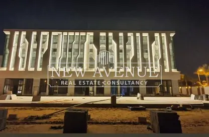 Clinic - 2 Bedrooms - 1 Bathroom for sale in Al Shorouk Road - 1st Neighborhood - 9th District - Shorouk City - Cairo