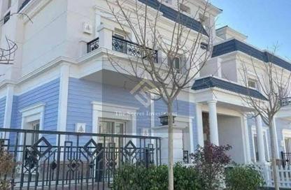 Villa - 3 Bedrooms - 3 Bathrooms for sale in Mountain View iCity - 5th Settlement Compounds - The 5th Settlement - New Cairo City - Cairo
