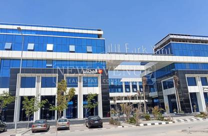 Retail - Studio - 1 Bathroom for sale in Park Yard Mall - 1st District - 6 October City - Giza