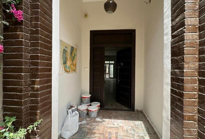 74323413 - Property Image 2