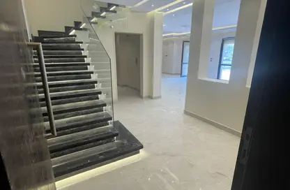 دوبلكس - 3 غرف نوم - 3 حمامات للايجار في ايستاون - كمبوندات التجمع الخامس - التجمع الخامس - مدينة القاهرة الجديدة - القاهرة