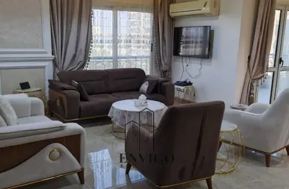 شقة - 3 غرف نوم - 2 حمامات للبيع في شارع عبد الحميد بدوي - شيراتون المطار - النزهة - القاهرة