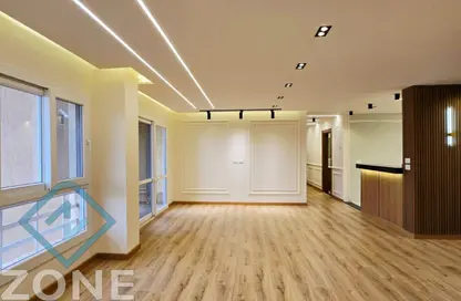 شقة - 3 غرف نوم - 2 حمامات للبيع في B6 - مدينتي - القاهرة