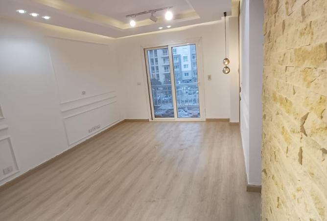 8350062 - Property Image 2