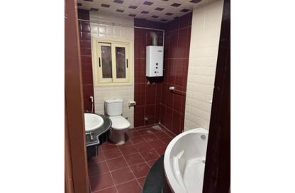 Apartment - 3 Bedrooms - 2 Bathrooms for sale in Abbas Al Akkad St. - 1st Zone - Nasr City - Cairo