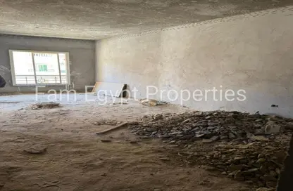 Apartment - 3 Bedrooms - 3 Bathrooms for sale in North Lotus - El Lotus - New Cairo City - Cairo