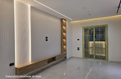 Apartment - 3 Bedrooms - 2 Bathrooms for sale in Gate 3 old - Khafre - Hadayek El Ahram - Giza