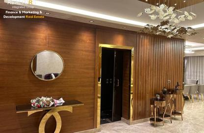 Villa - 6 Bedrooms - 6 Bathrooms for sale in Royal City - Sheikh Zayed Compounds - Sheikh Zayed City - Giza