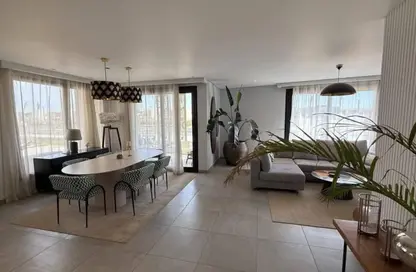 Apartment - 3 Bedrooms - 2 Bathrooms for sale in Village West - Sheikh Zayed Compounds - Sheikh Zayed City - Giza